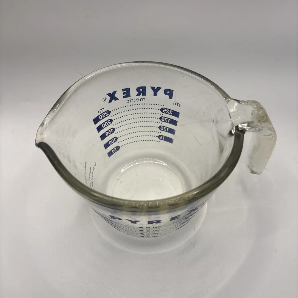 Vintage PYREX 1 cup glass measuring cup blue lettering retro kitchen all caps